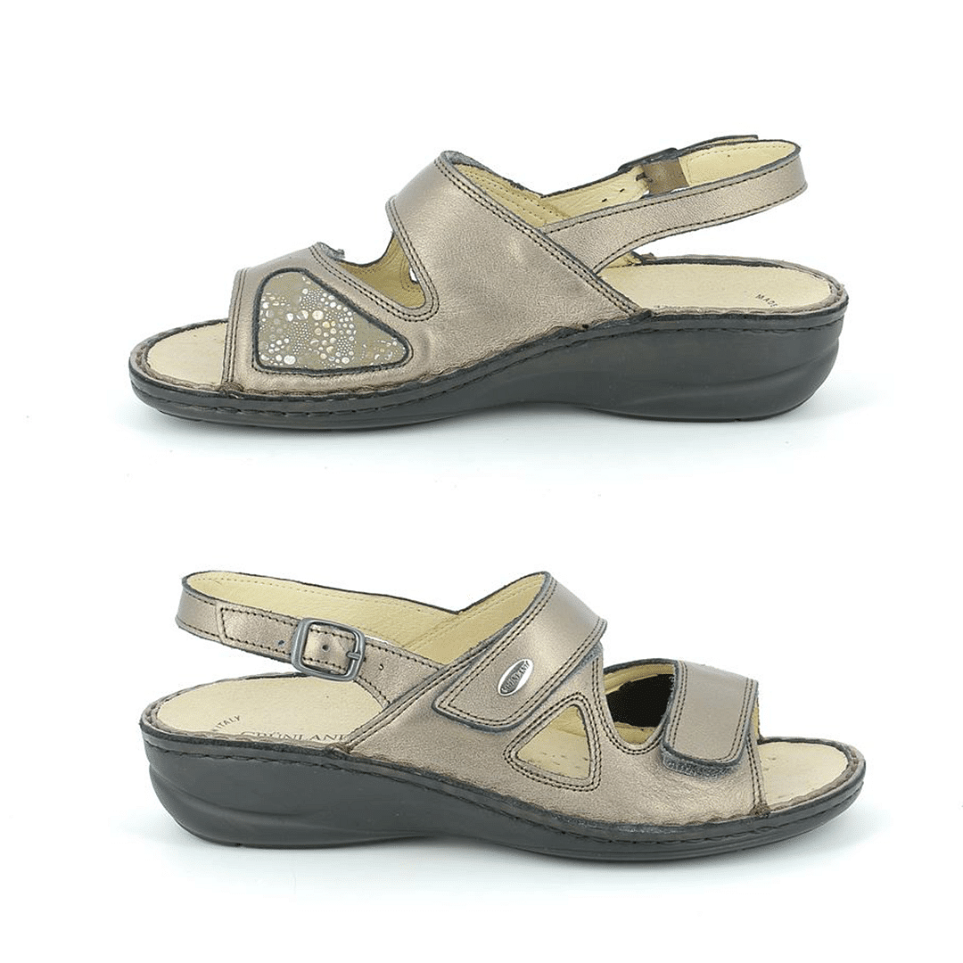 ladies footwear sandal